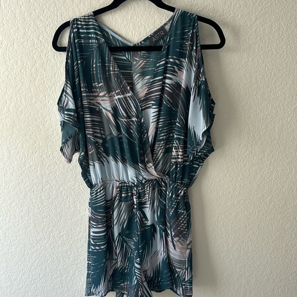 ASTR ROMPER LARGE